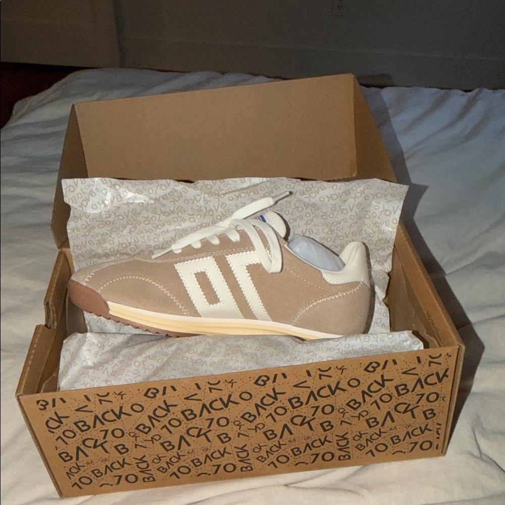 Casual Women’s Sneakers in Beige with White Accents